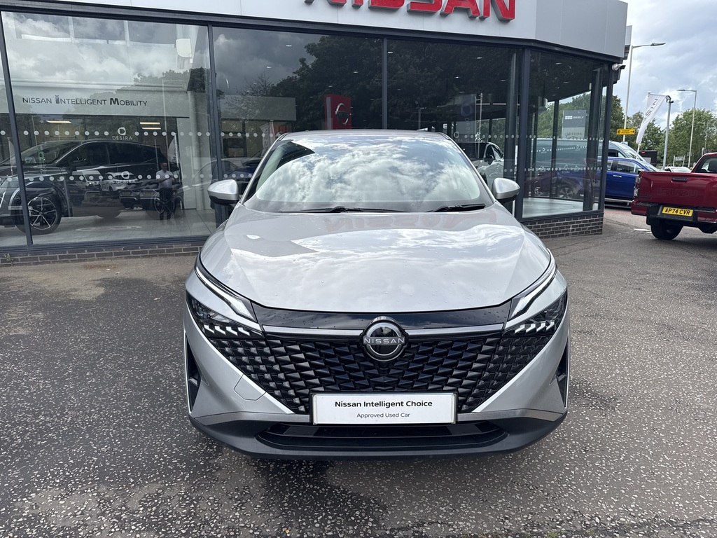 Nissan Qashqai 1.3 Dig-t Mh Acenta Premium ST74FVD Silver #2