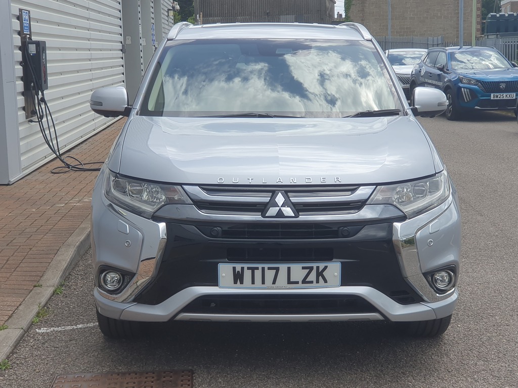 Mitsubishi Outlander 2.0 Phev Gx4hs Estate Silver #4