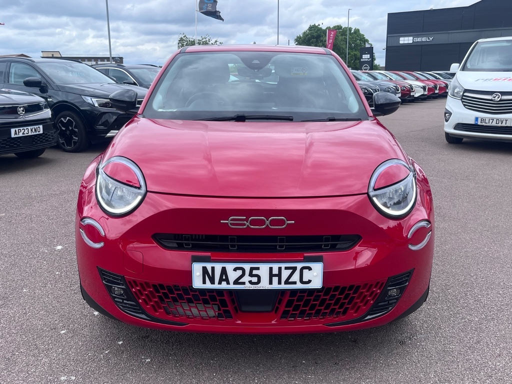 Fiat 600 1.2 Hybrid 48V Edct-6 NA25HZC Red #2