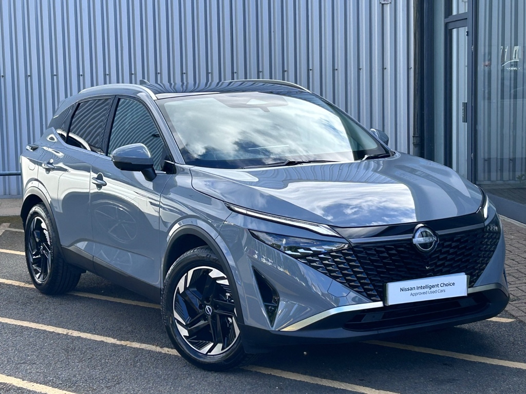 Nissan Qashqai 1.3 Dig-t Mh 158 N-connecta Xtronic Grey