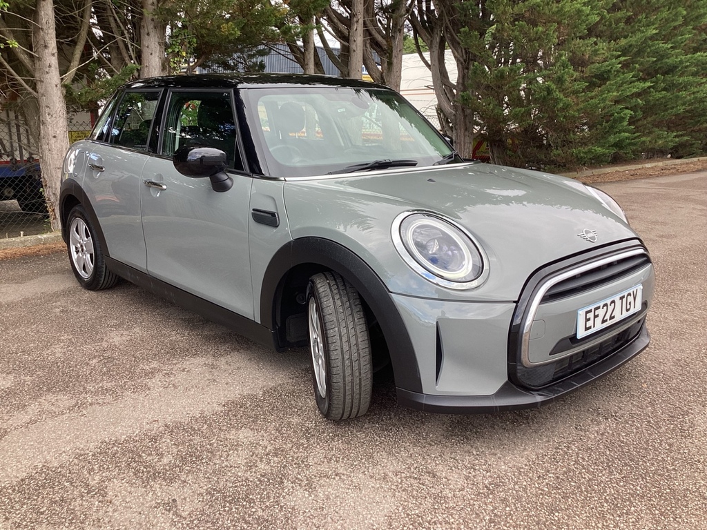 Mini Hatch 1.5 Cooper Classic EF22TGY Grey #2