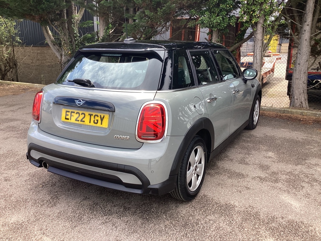 Mini Hatch 1.5 Cooper Classic EF22TGY Grey #5