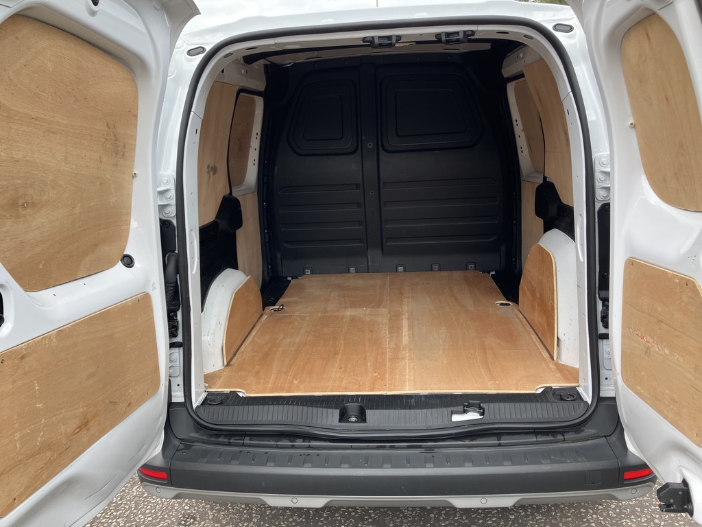 Nissan TOWNSTAR 1.3 Acenta Van DU24BZM White #6