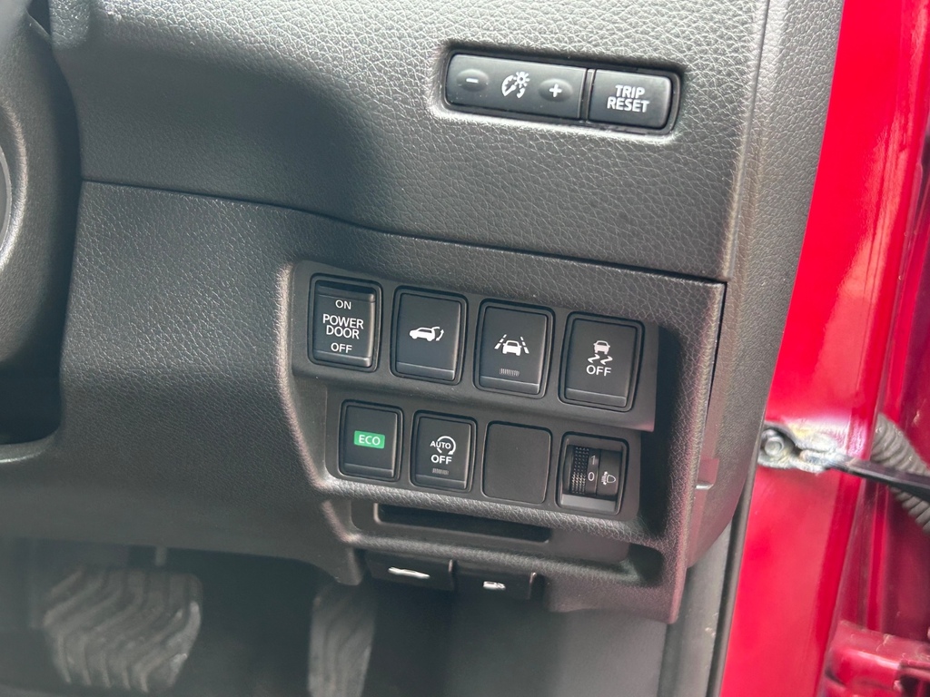 Nissan X-Trail 1.7 Dci N-connecta Cvt Station Wagon Red #5