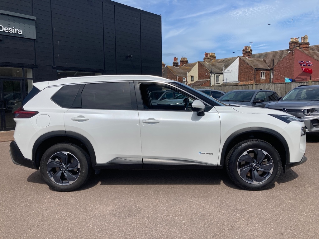 Nissan X-Trail 1.5 E-power E-4orce 213 N-connecta 7Seat FP74MVN White #6