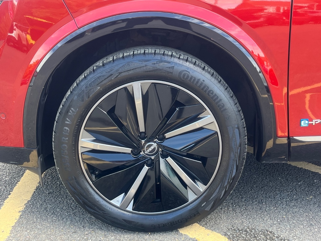 Nissan Qashqai 1.5 E-power Tekna CE74ULD Red #4