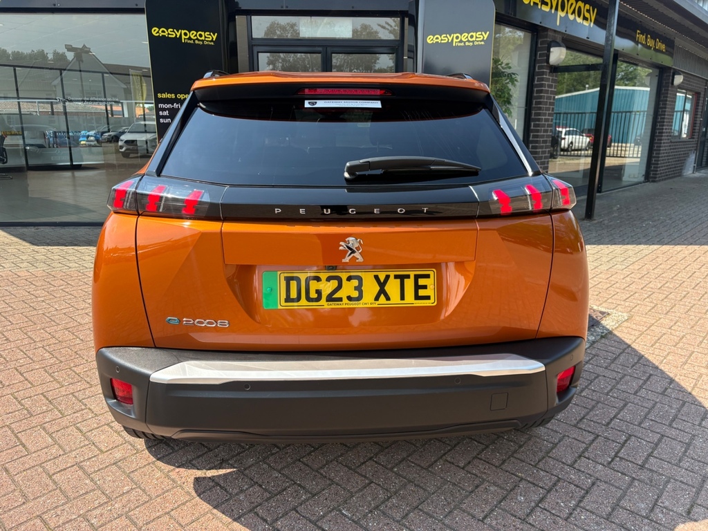 Peugeot e-2008 100Kw Allure Premium 50Kwh Estate Orange #5