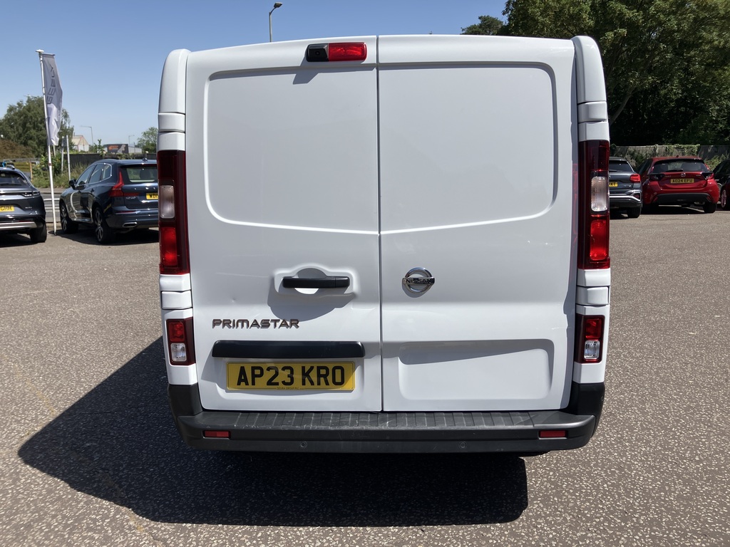 Nissan Primastar 2.0 Dci 110Ps H1 Tekna Van White #4