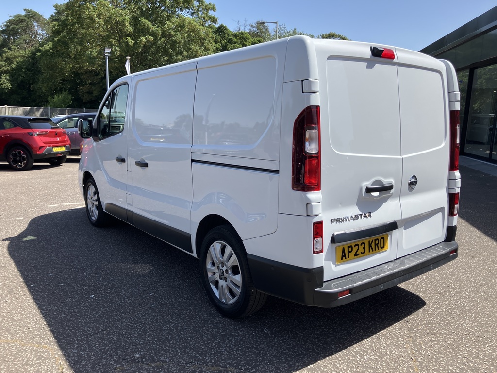 Nissan Primastar 2.0 Dci 110Ps H1 Tekna Van White #5