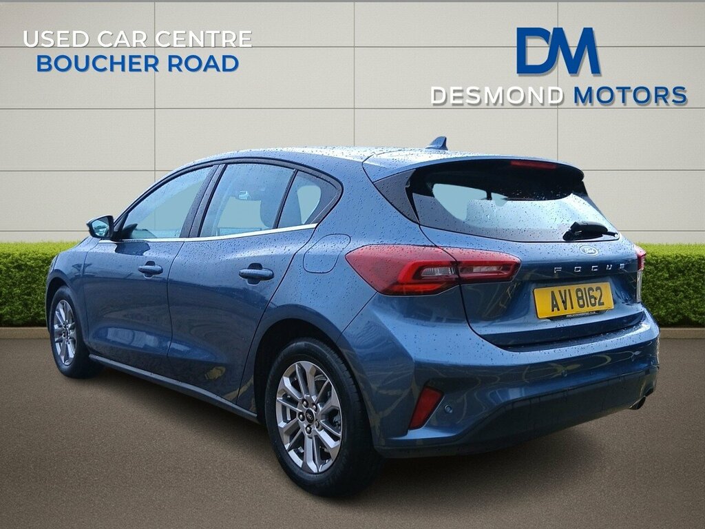 Ford Focus Titanium 1.0L Ecoboost 125Ps Mhev 6 Speed 5 Blue