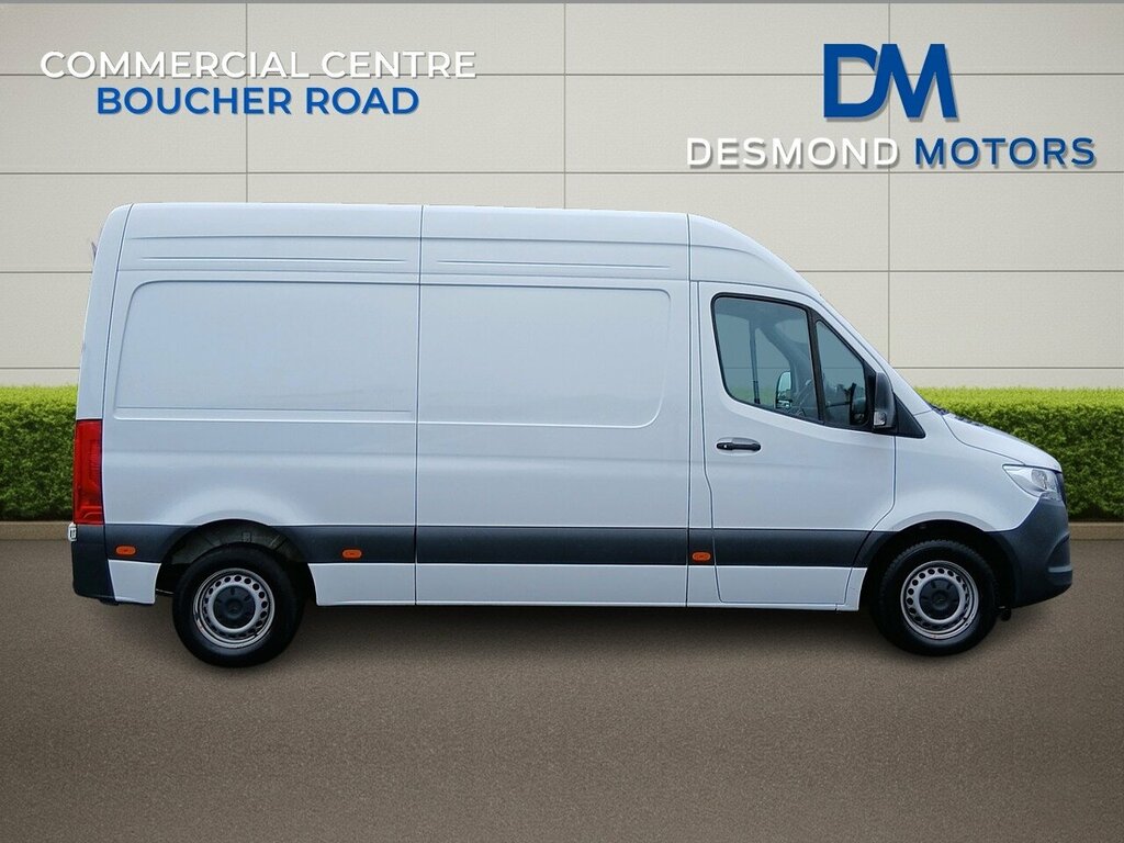 Mercedes-Benz Sprinter 315 Premium Cdi White #2
