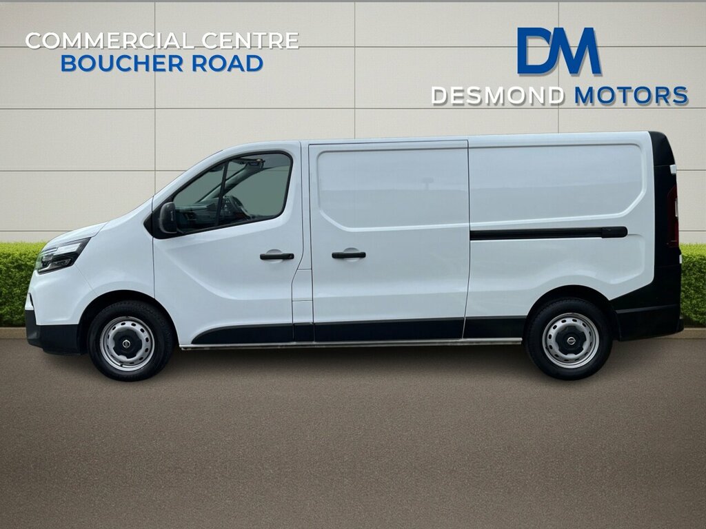 Nissan Primastar Visia Dci White #4