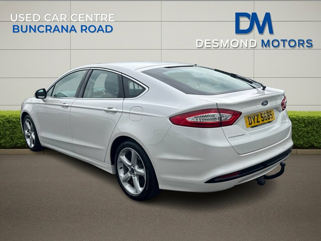 Ford Mondeo Titanium Edition White #2