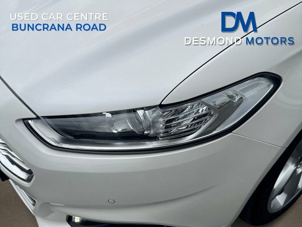 Ford Mondeo Titanium Edition White #6