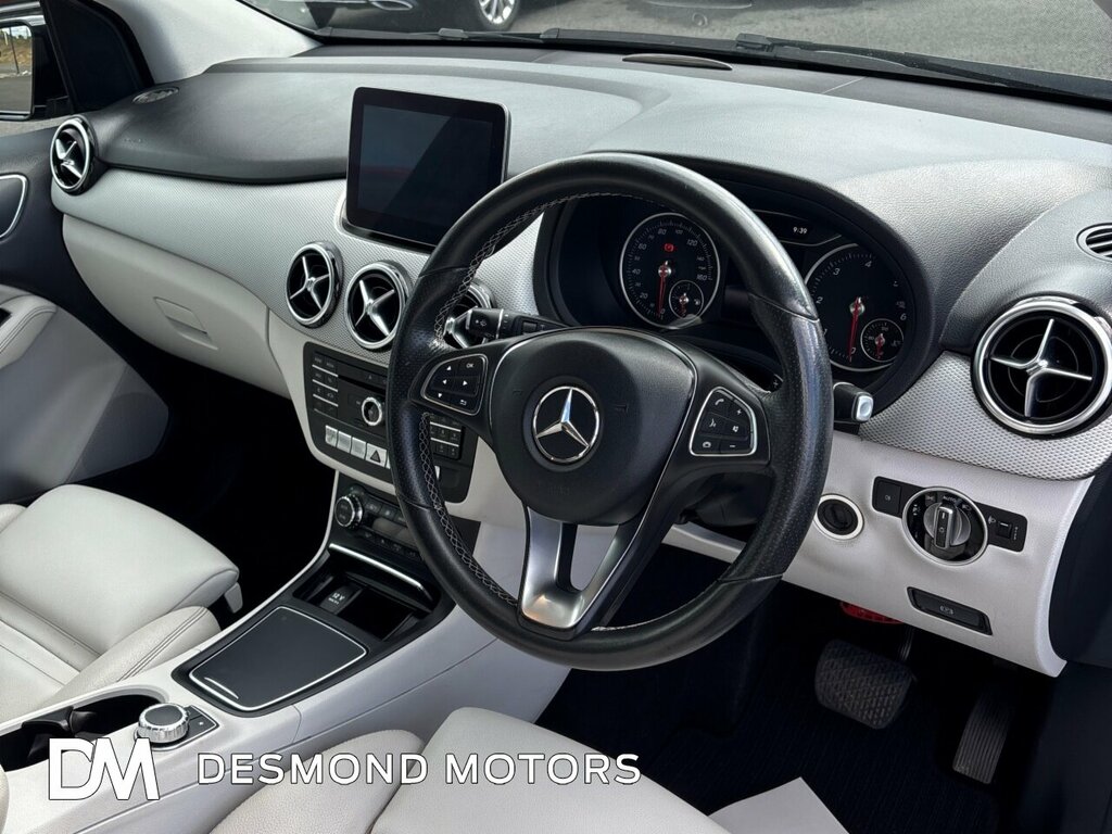Mercedes-Benz B Class B 180 Amg Line Executive D Silver #21
