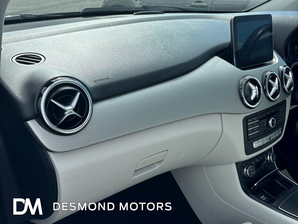 Mercedes-Benz B Class B 180 Amg Line Executive D Silver #17