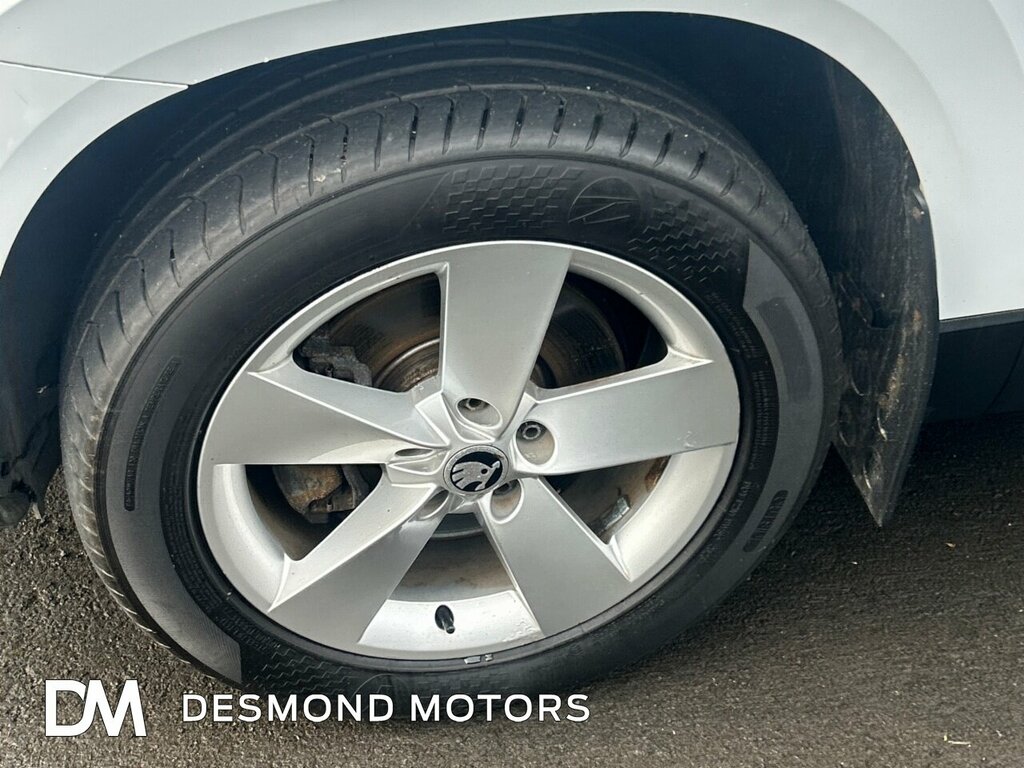 Skoda Karoq Se L Tsi Dsg White #11