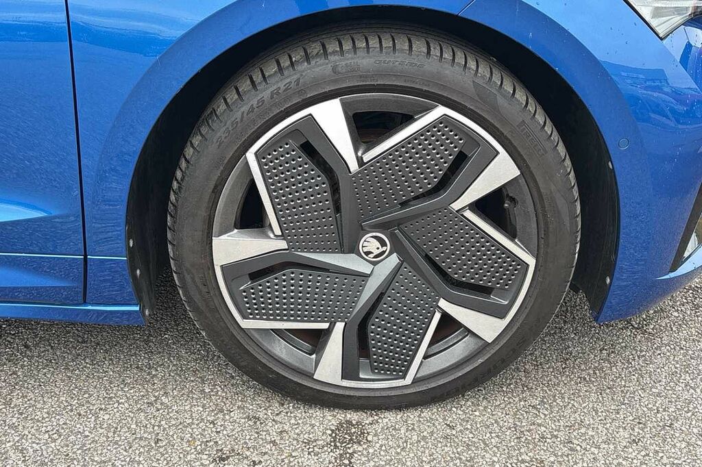 Skoda ENYAQ 220Kw Vrs 82Kwh 4X4 CL23OMX Blue #5