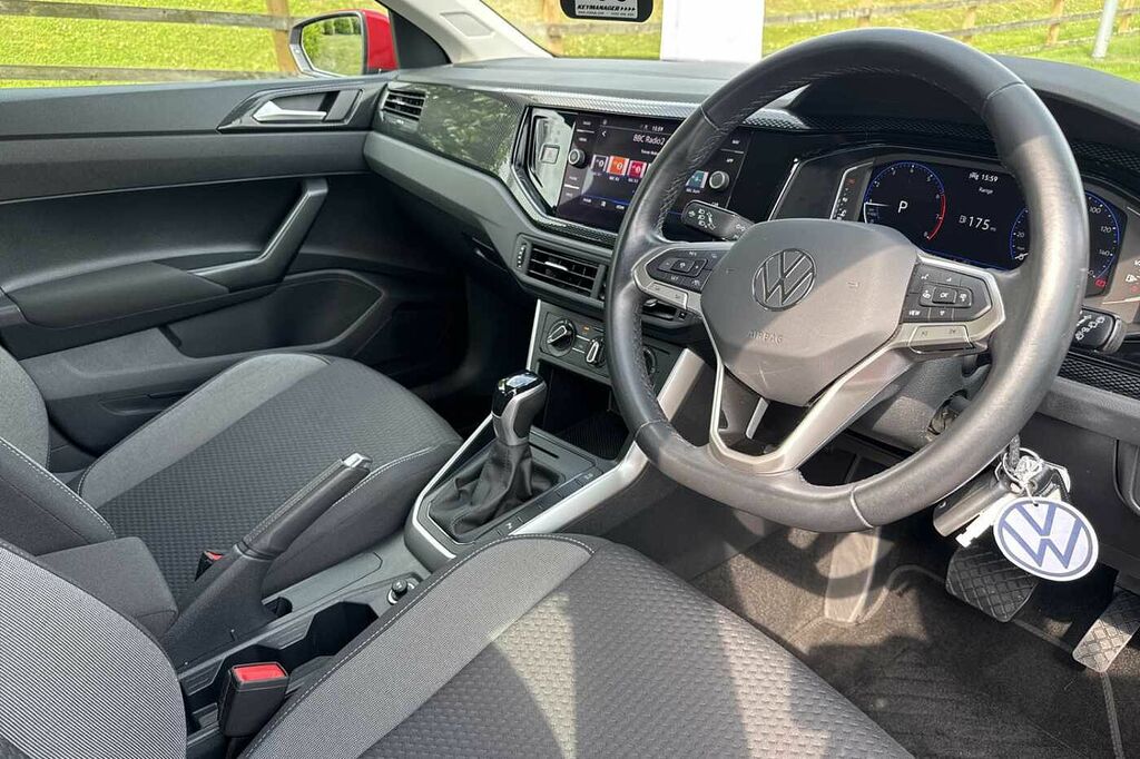 Volkswagen Polo 1.0 Tsi Life Dsg YY22VOP Red #6