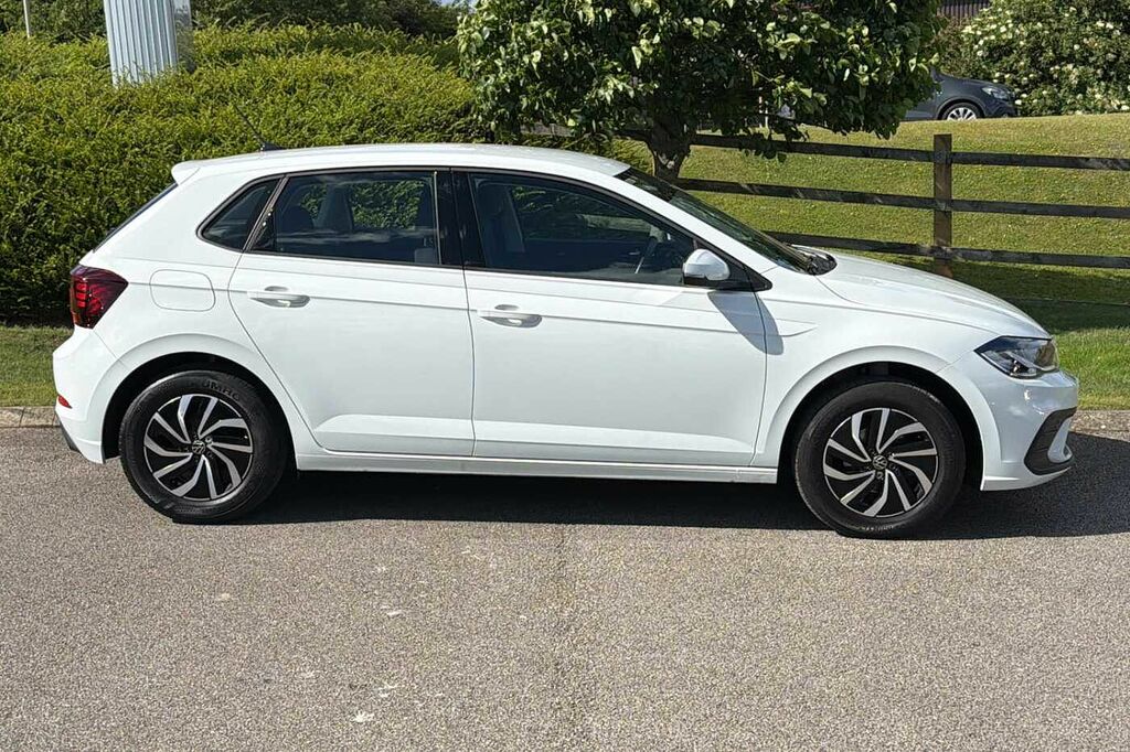 Volkswagen Polo 1.0 Life YW73LJJ White #4