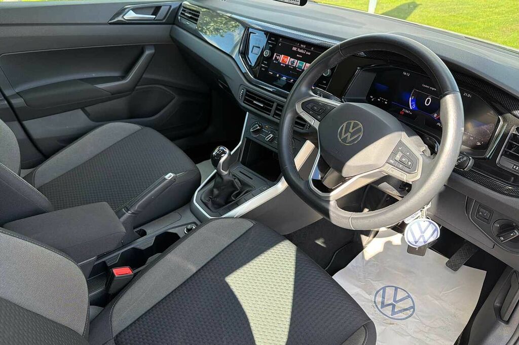 Volkswagen Polo 1.0 Life YW73LJJ White #6