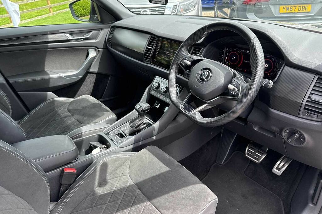Skoda Kodiaq 2.0 Tdi 200 Sport Line 4X4 Dsg 7 Seat With Grey #6