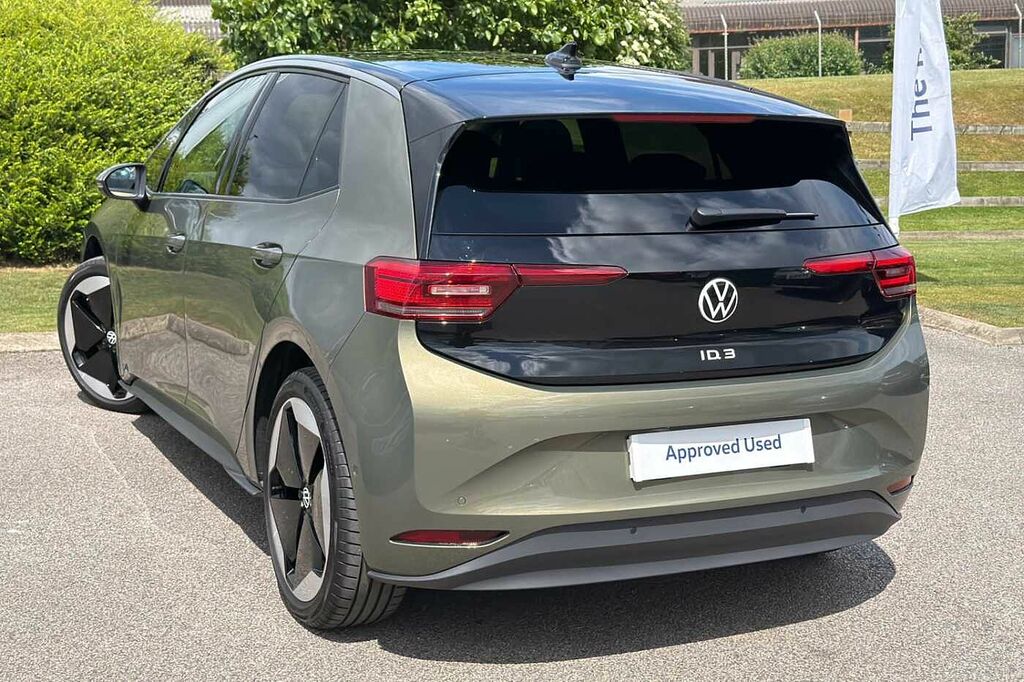 Volkswagen ID.3 150Kw Match Pro S 79Kwh 5 Seats Panora Green #3