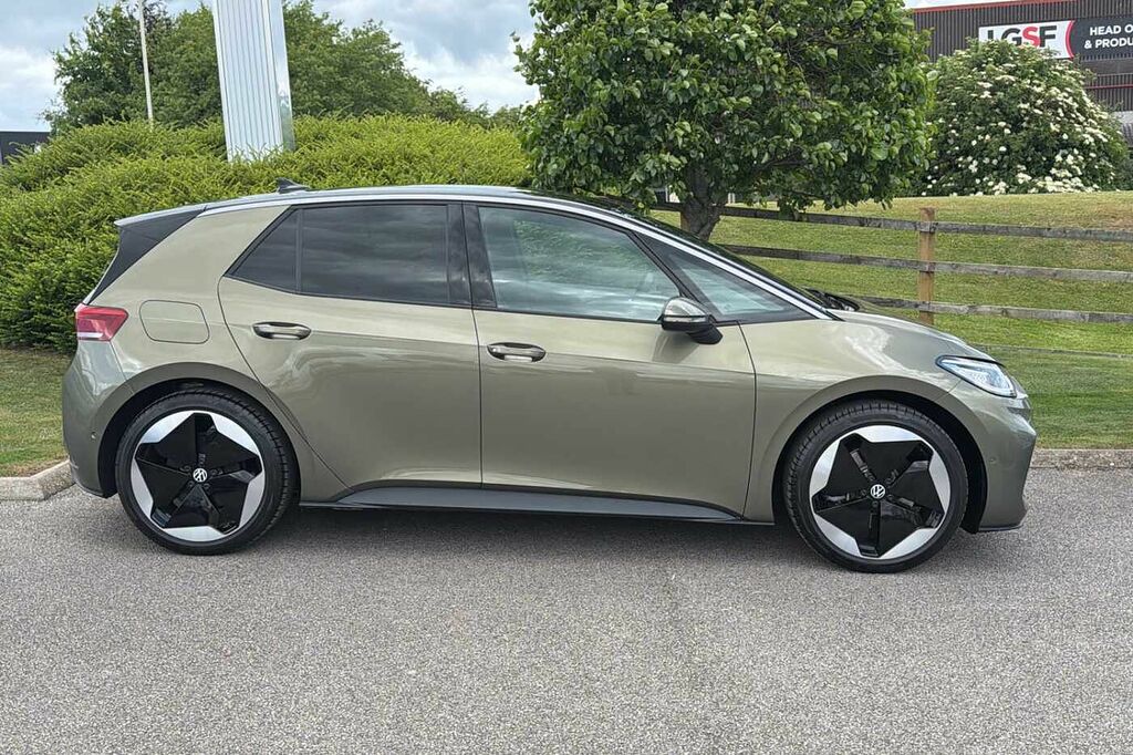 Volkswagen ID.3 150Kw Match Pro S 79Kwh 5 Seats Panora Green #4