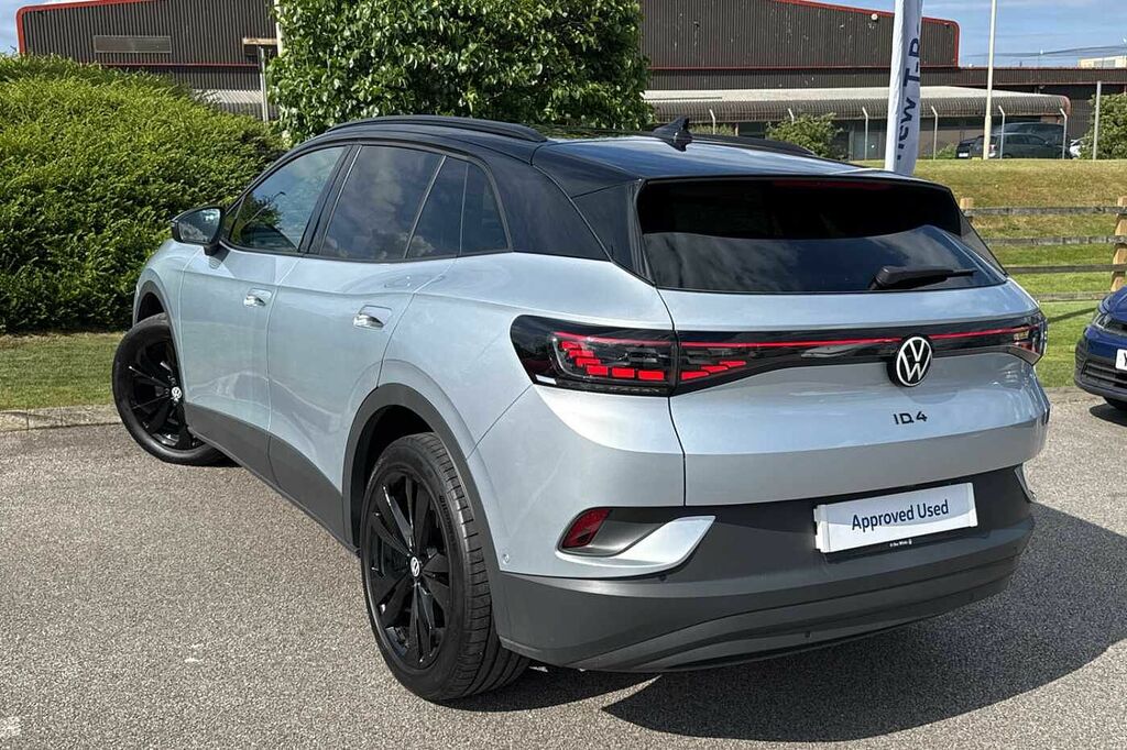 Volkswagen ID.4 210Kw Black Edition Pro 77Kwh Silver #3
