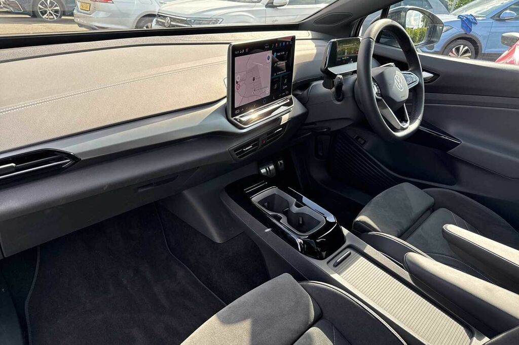 Volkswagen ID.4 210Kw Black Edition Pro 77Kwh Silver #2