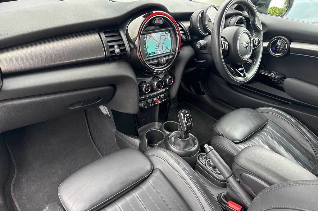 Mini Countryman 1.5 134Bhp Series II FY70KHH White #2