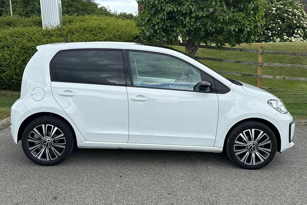 Volkswagen Up 1.0 65Ps Black Edition White #4