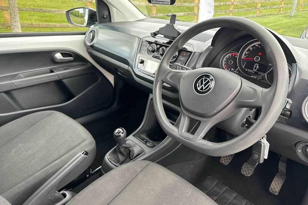 Volkswagen Up 1.0 65Ps Black Edition White #6
