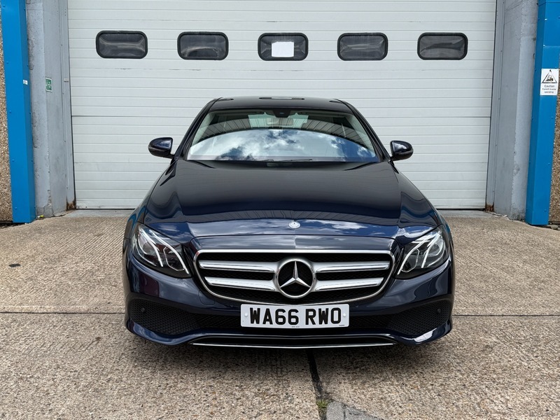 Mercedes-Benz E Class E220d 2.0 Se G-tronic Blue #2