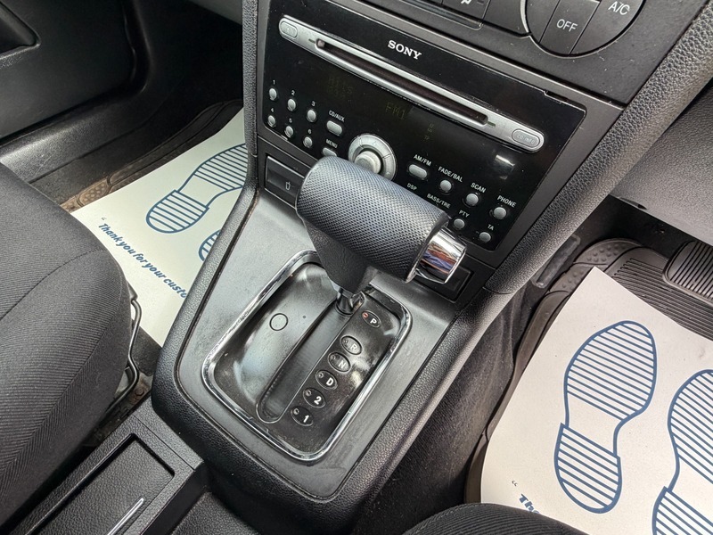 Ford Mondeo Ghia Tdci Silver #18