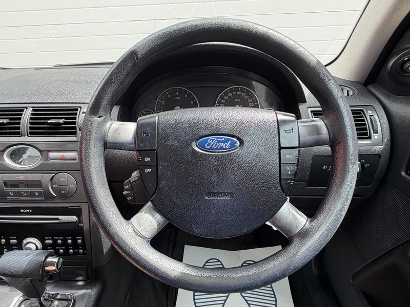 Ford Mondeo Ghia Tdci Silver #20