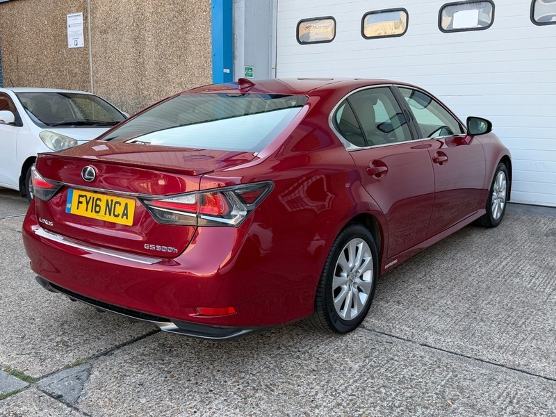 Lexus GS 300H Executive Edition Cvt Red #4