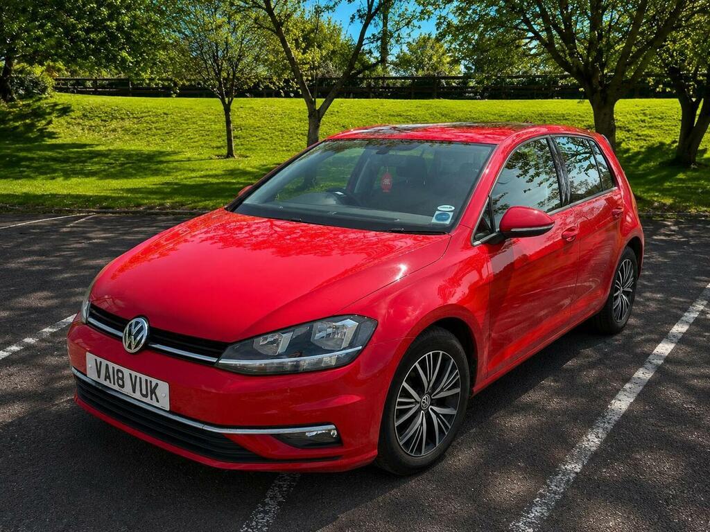 Volkswagen Golf Hatchback 2.0 Tdi Se Nav Dsg Euro 6 Ss 201 VA18VUK Red #2
