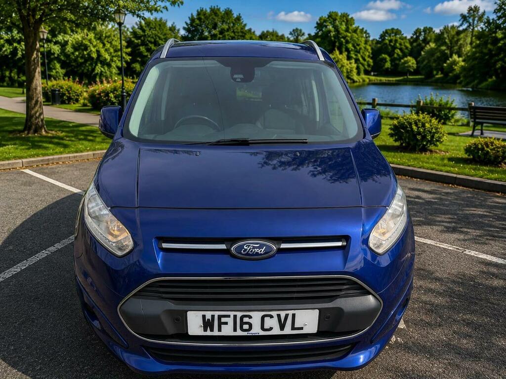 Ford Grand Tourneo Connect Zetec Tdci 1.5 Powershift Evia Conversion  #2