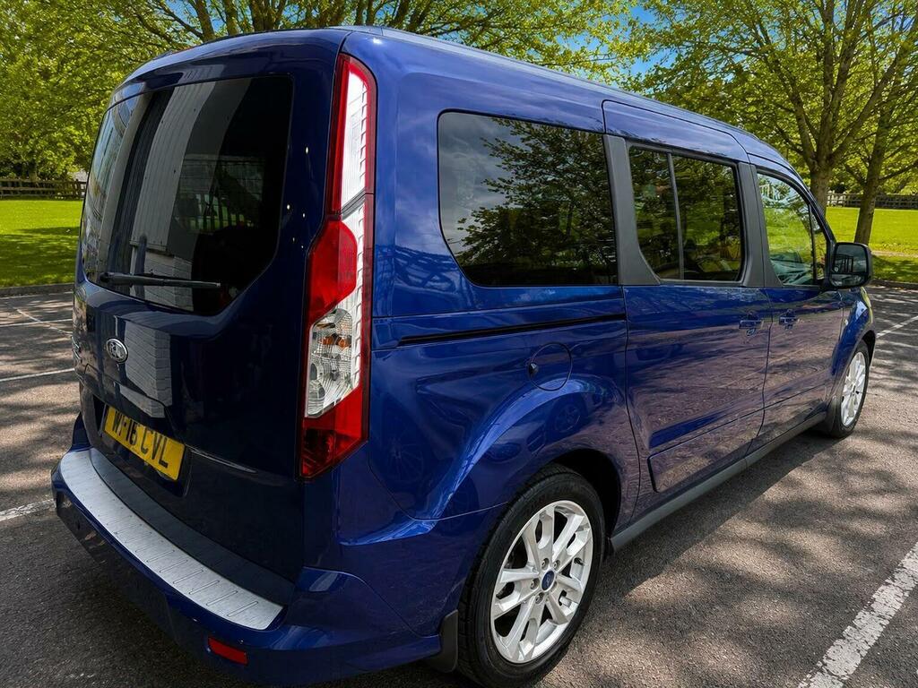 Ford Grand Tourneo Connect Zetec Tdci 1.5 Powershift Evia Conversion  #7