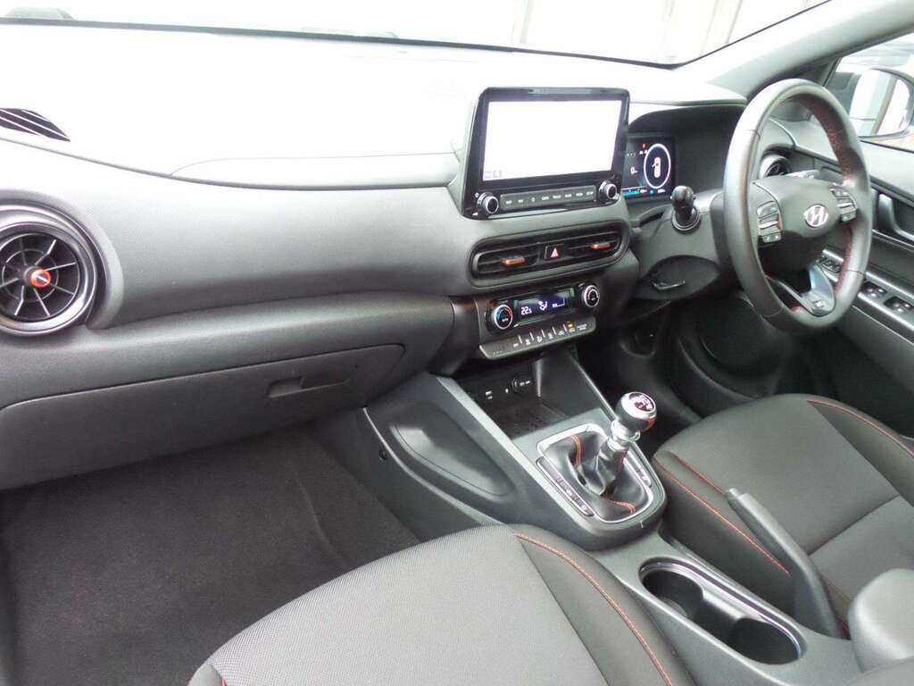 Hyundai Kona N Line HT71MZV White #5