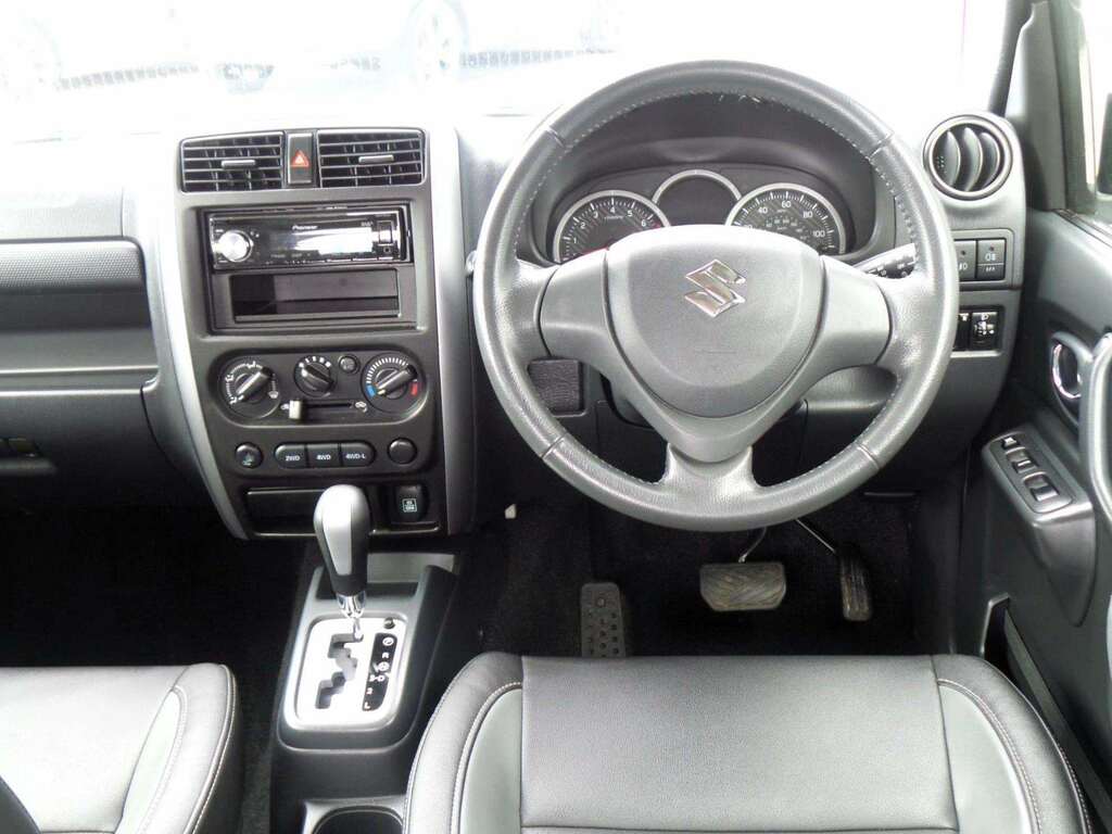 Suzuki Jimny Sz4 White #6