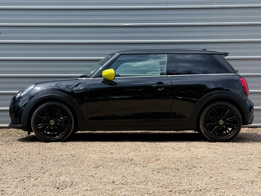 Mini Electric Hatchback Cooper Se 32.6Kwh Level 2 2022 Black #2