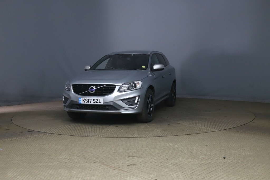 Volvo XC60 2.4 R-design Lux Nav D5 Awd Silver #2