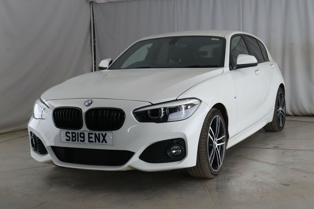 BMW 1 Series 1.5 118I M Sport Shadow Edition 5-Door White #3