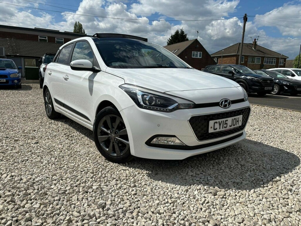 Hyundai I20 Hatchback 1.4 Premium Se Nav Euro 6 201515 White