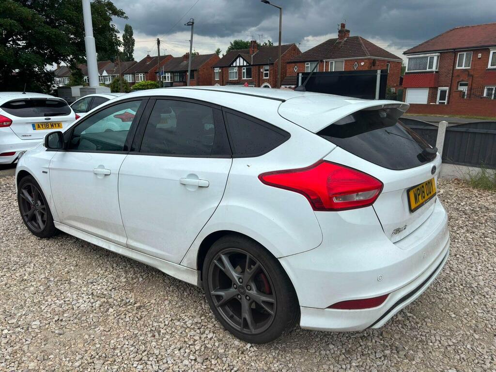 Ford Focus Hatchback 1.5T Ecoboost St-line X Euro 6 Ss WP18ODY White #4