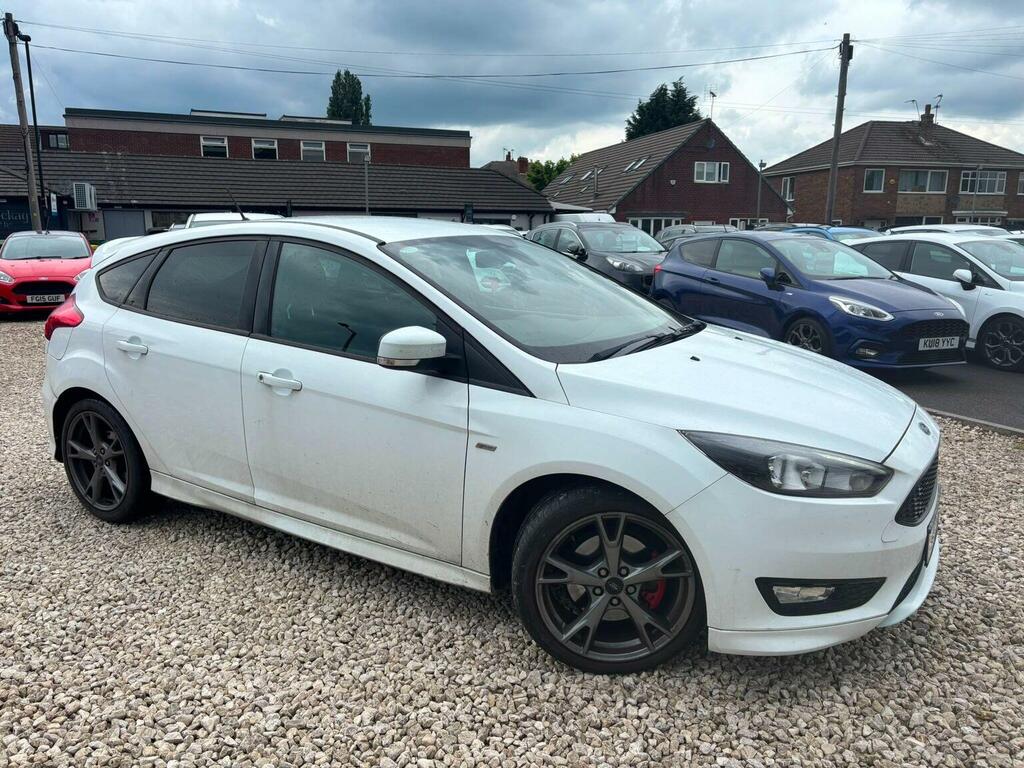 Ford Focus Hatchback 1.5T Ecoboost St-line X Euro 6 Ss White