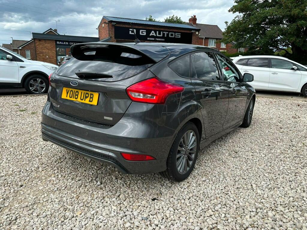 Ford Focus Hatchback 1.0T Ecoboost St-line Euro 6 Ss YO18UPB Grey #6