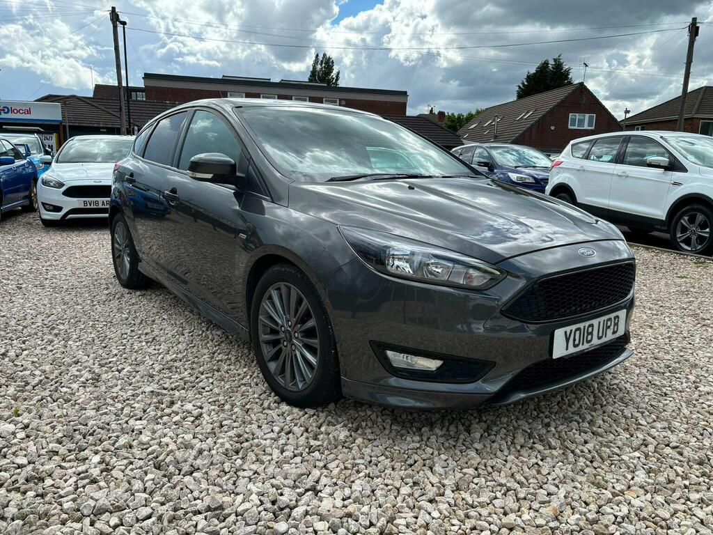 Ford Focus Hatchback 1.0T Ecoboost St-line Euro 6 Ss YO18UPB Grey